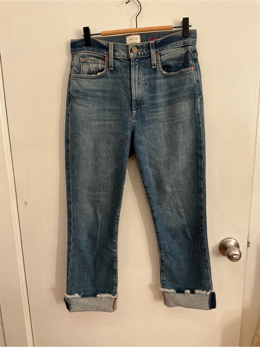 Alice + Olivia Mid Wash Cropped Straight-Leg Jeans